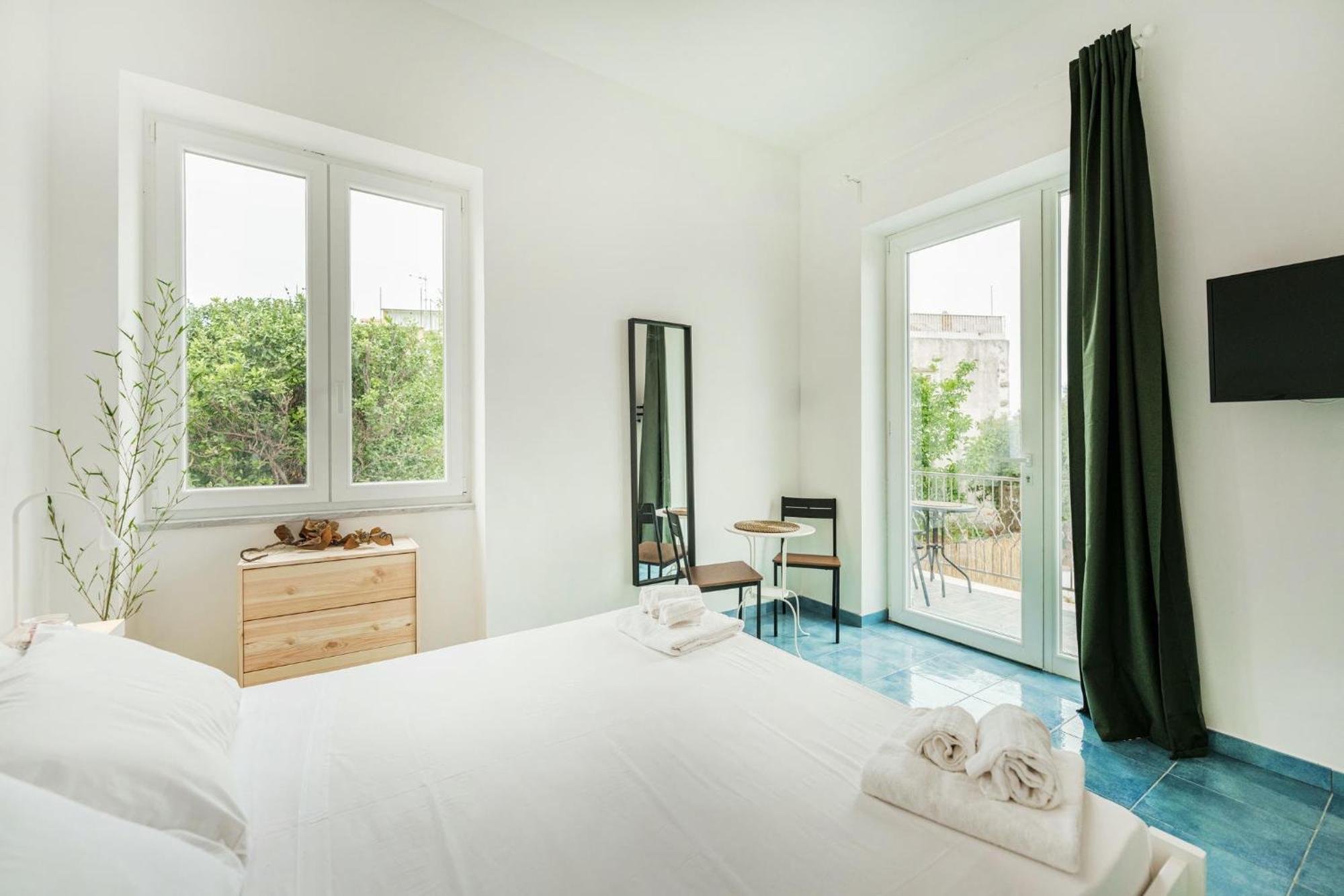 Il Poeta Nella Vigna Bed & Breakfast โปรชิดา ภายนอก รูปภาพ